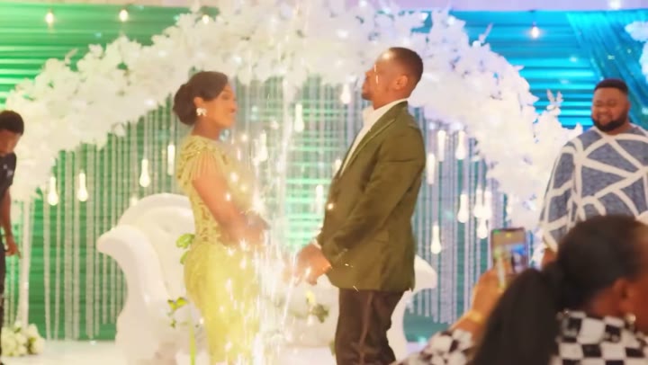 White wedding of the Johnsons photographed by Jawlyn Pictures
